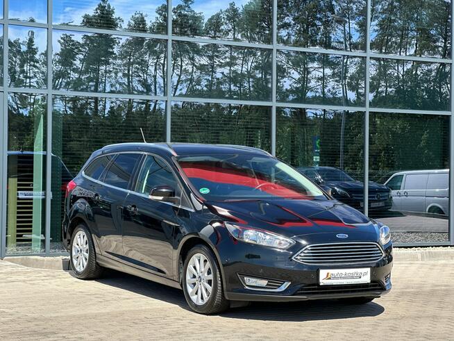 Ford Focus Półskóra Kamera Czujniki Asystent Grzane fotele KeyLess Navi GWARANCJA