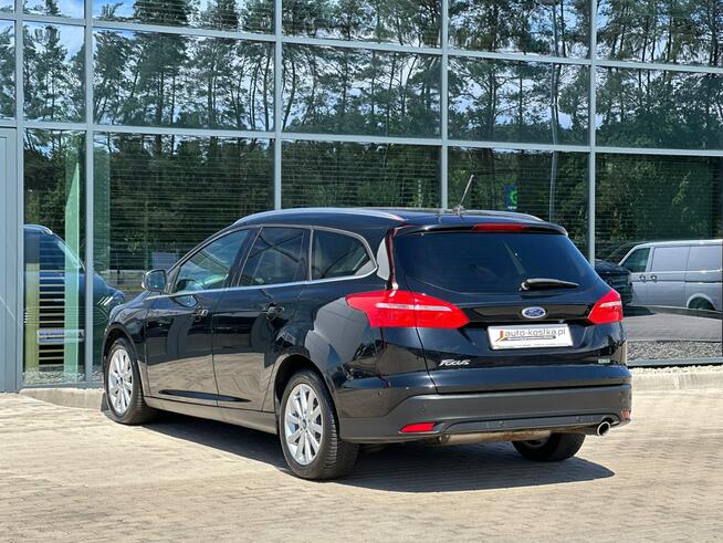 Ford Focus Półskóra Kamera Czujniki Asystent Grzane fotele KeyLess Navi GWARANCJA