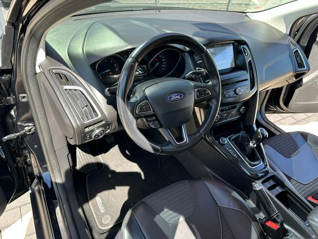Ford Focus Półskóra Kamera Czujniki Asystent Grzane fotele KeyLess Navi GWARANCJA