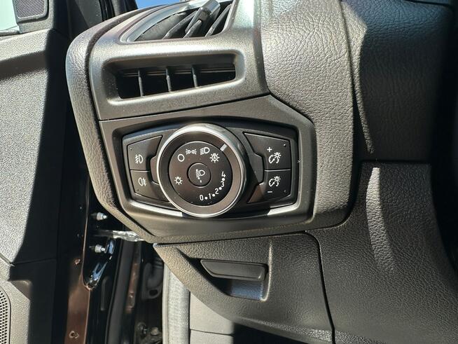 Ford Focus Półskóra Kamera Czujniki Asystent Grzane fotele KeyLess Navi GWARANCJA