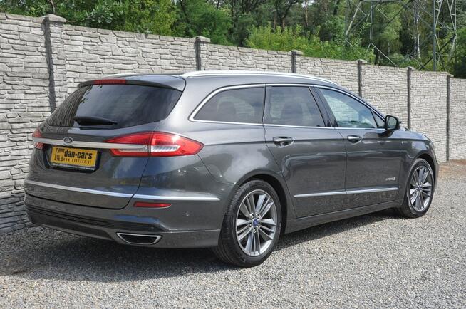 Ford Mondeo 2.0 Hybrid 187KM Vignale Full LED Skóra Navi Asystenci Grzane fotele