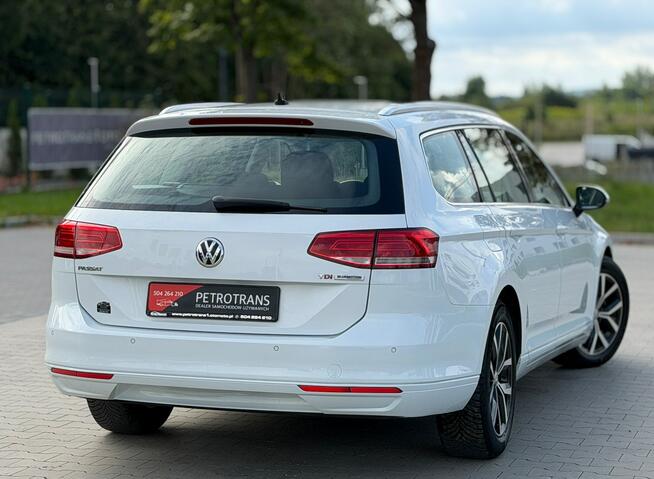 Volkswagen Passat 1.6 / 120KM FULL LED Automat Nawigacja Tempomat Alufelgi Czujniki Park