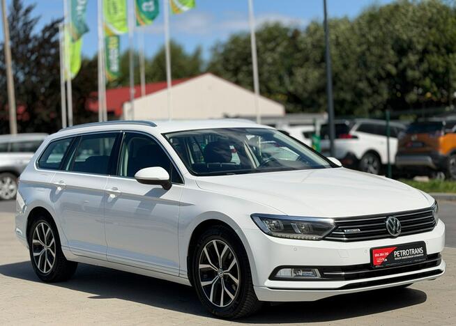 Volkswagen Passat 1.6 / 120KM FULL LED Automat Nawigacja Tempomat Alufelgi Czujniki Park