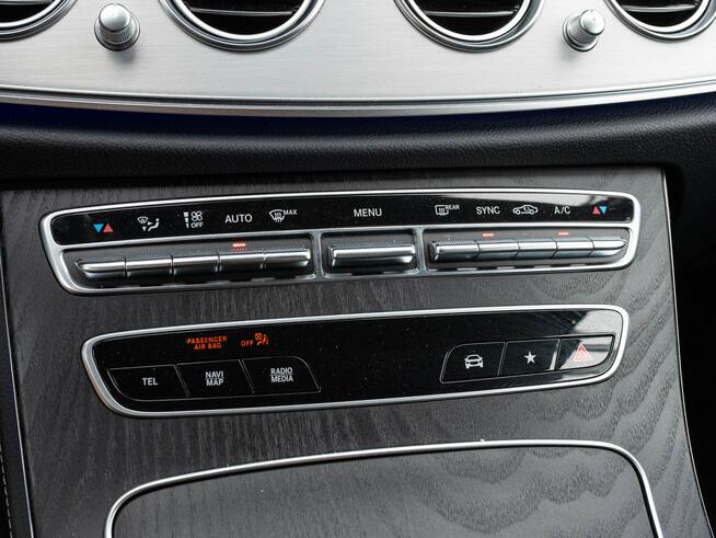 Mercedes E 220 WD6478S#220 d 4-Matic AMG Podgrz.f Ambient LED Salon PL VAT 23%