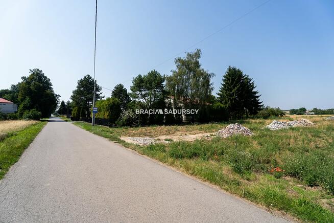 Działka usługowa Biskupice gm. Iwanowice