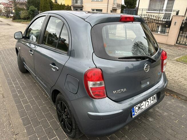 Nissan Micra Benzyna, klimatyzacja mrozi, dotykowa nawigacja, opony wielosezonowe