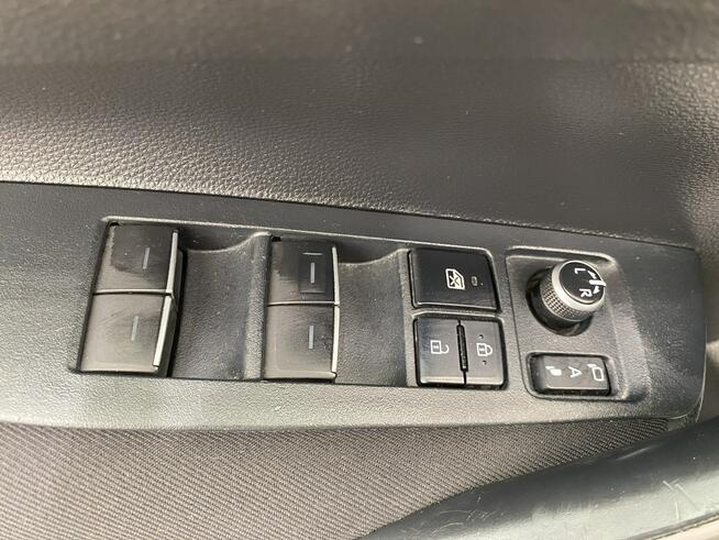 Toyota Corolla 1.8 Hybrid GPF Comfort Sedan