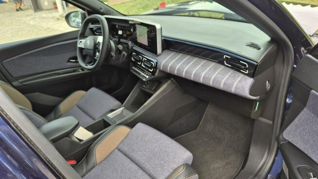 E-Tech Techno 150KM Comfort Range 52kWh