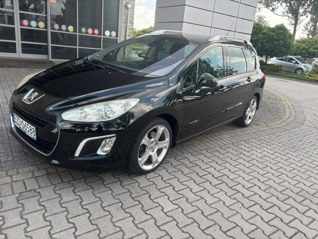 Peugeot 308 SW 2.0 HDi 150 KM • 2011 • Wersja poliftowa • Panorama • Navi • 17"