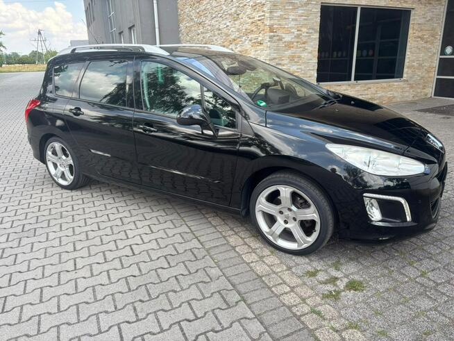 Peugeot 308 SW 2.0 HDi 150 KM • 2011 • Wersja poliftowa • Panorama • Navi • 17"
