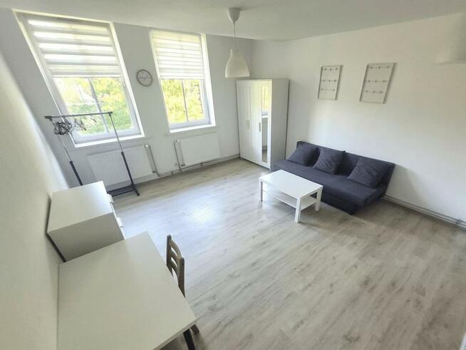 Duża kawalerka, 30 m2 - M. Kolbego 4
