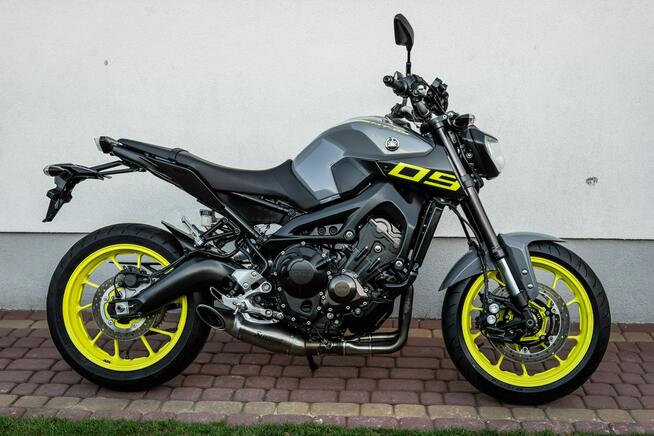 Yamaha MT 09 900 R 2016 AKRAPOVIĆ KSIĄŻKA ABS Transport Raty Stan Kolekcjonerski