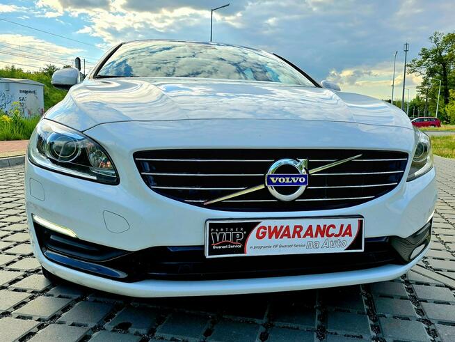Volvo V60 POLAR+DYNAMIC GEARTRONIC , Full ,Skóra,Kamera ,Blis,Szyber dach,VAT23%