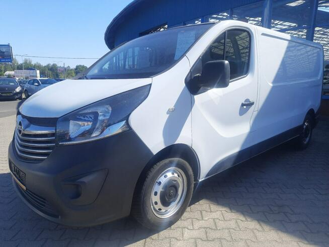 OPEL VIVARO ROK 2016 , I REJ ROK 2017, SUPER STAN MECHANICZNY