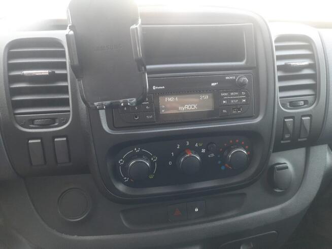 OPEL VIVARO ROK 2016 , I REJ ROK 2017, SUPER STAN MECHANICZNY