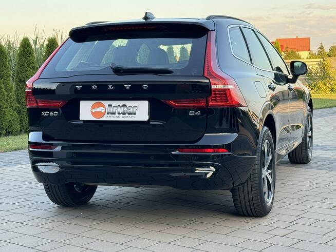 Volvo XC 60 B4 Mild Hybrid Benzyna Core
