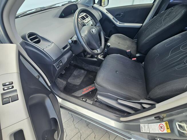 Toyota Yaris Bezwypadkowa Org szyby Zapraszam
