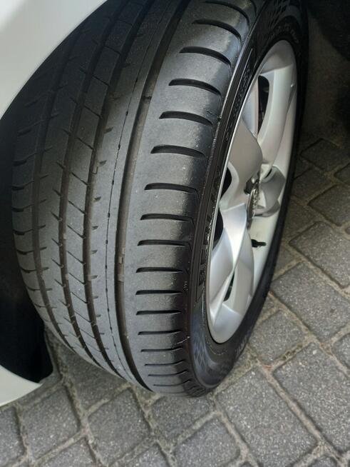 Audi A4 2.0Tdi 140KM Sedan BiXenon Ledy Skóry Navi KeylesGo Full Opcja Zadbany