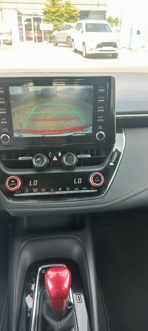 Toyota Corolla REZERWACJA !!! Kamera cofania Aktywny tempomat 1.8 hybryda AF18