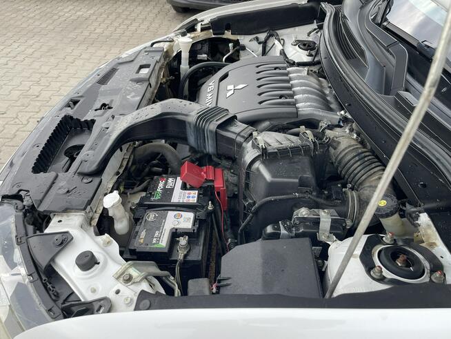 Mitsubishi Outlander GT V6 AWD HAK Automat Skóra Kamera Podgrz. 7osob.