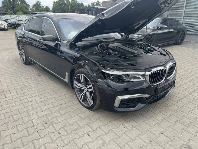 BMW 750 EU Long Mpakiet xDrive HAK Masaż Harman/Kardon Pneumatyka