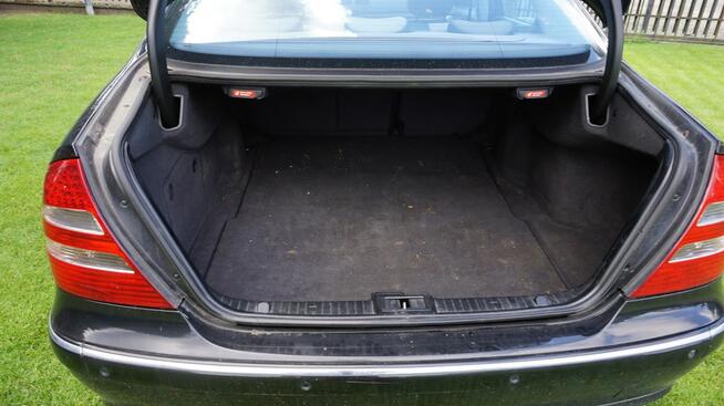 Mercedes E 200 zarejestrowany, ubezpieczony. Gwarancja. Polecam !!!