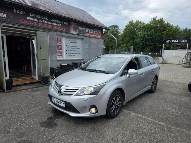 Toyota Avensis 2.0 Benzyna 152 KM, Kamera, Klimatyzacja, Bluetooth, Alufelgi, Navi