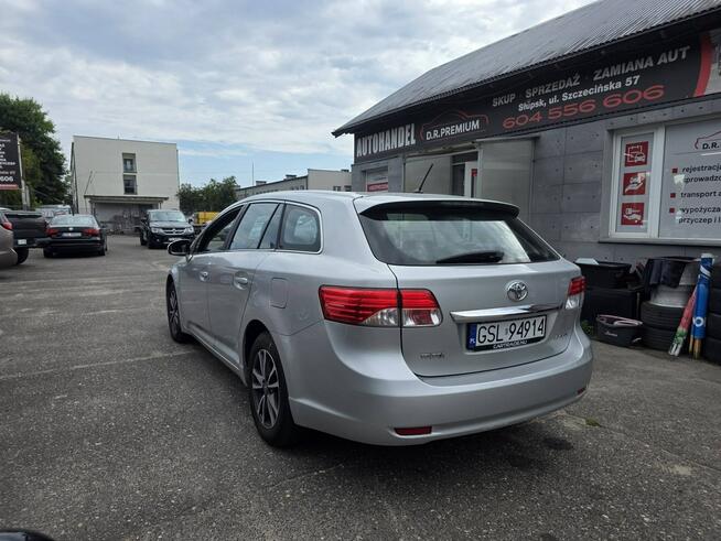 Toyota Avensis 2.0 Benzyna 152 KM, Kamera, Klimatyzacja, Bluetooth, Alufelgi, Navi