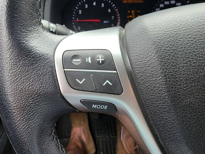 Toyota Avensis 2.0 Benzyna 152 KM, Kamera, Klimatyzacja, Bluetooth, Alufelgi, Navi