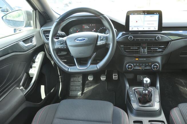 Ford Focus 1.5TDCi 120KM ST-Line Mały przebieg LED Navi Asystenci Super stan
