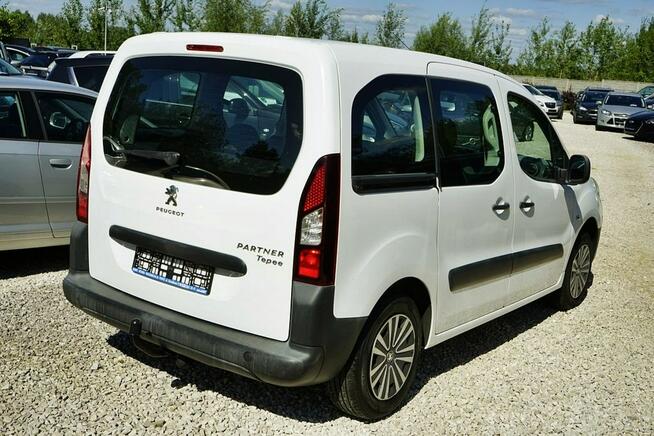 Peugeot Partner 1,6HDI 5 osób, el. szyby, 2013r.
