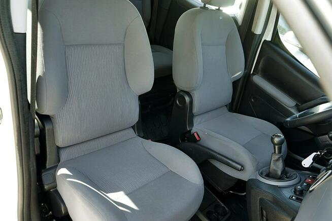 Peugeot Partner 1,6HDI 5 osób, el. szyby, 2013r.