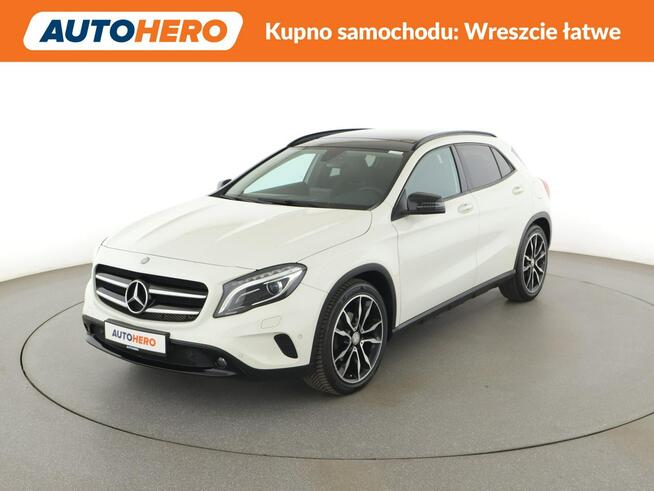 Mercedes GLA 180 pdc grzane fotele bixenon+led tempomat navi auto klima