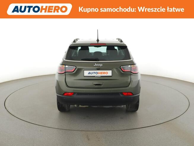 Jeep Compass pdc navi kamera manual el fotele skora