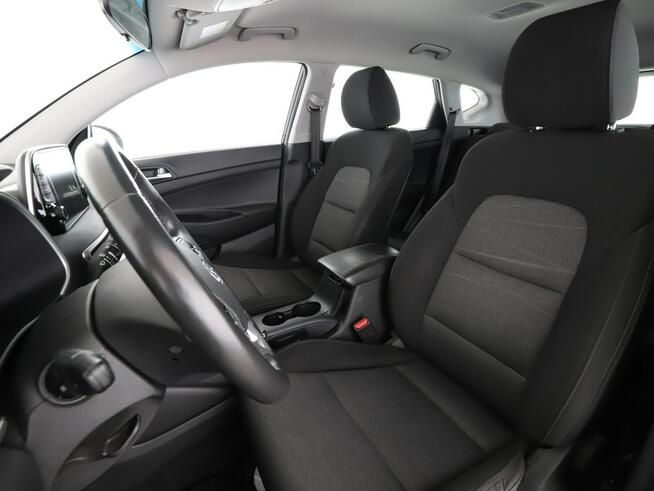 Hyundai Tucson automat navi PDC grzane fotele klima-auto. tempomat