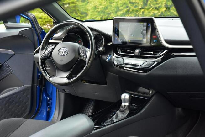 Ledy Radar Navi Kamera KeylessGo ParkAssist BLIS Alu18" Aso Toyota