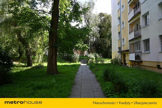 Mieszkanie z balkonem na 1. piętrze przy PARKU