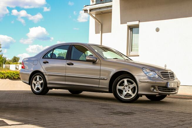 Mercedes C 180 143KM Kompressor Podgrzewane Fotele Tempomat Parktronik
