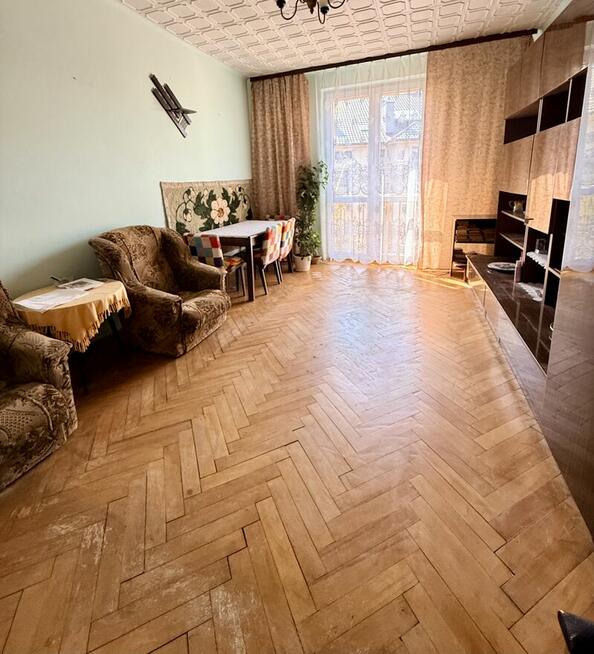 Mieszkanie w centrum Jasła – 50 m² | 2 pokoje | 3 piętro