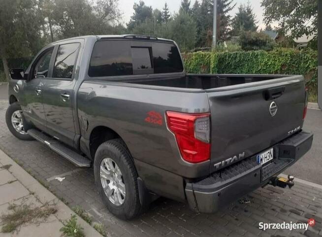 Nissan Titan 400KM 4x4