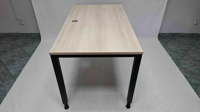 Biurko proste Balma 140x80 orzech rockford czarna rama