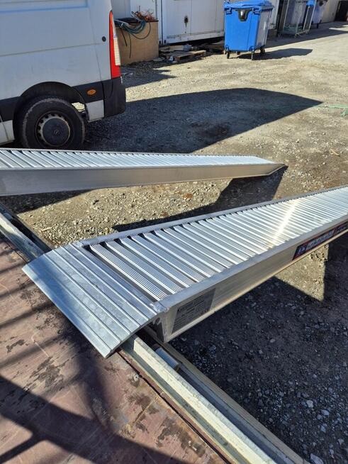 Lekkie najazdy aluminiowe 3m/3,7t. Dostawa kurierem 1 dzień