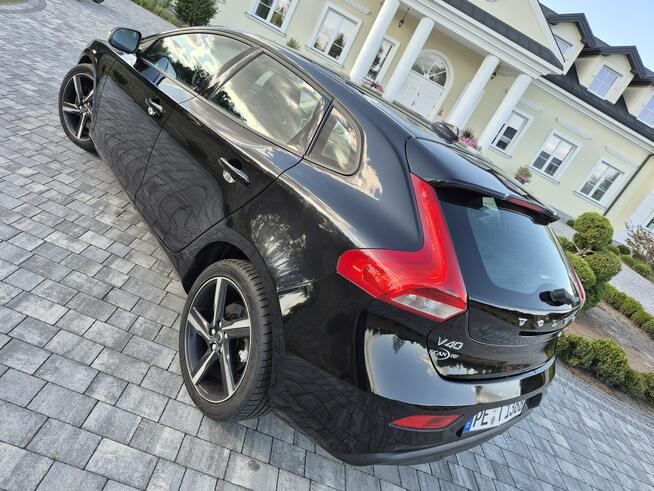 Volvo V40 1.5 benzyna lift automat navi LED 118tys
