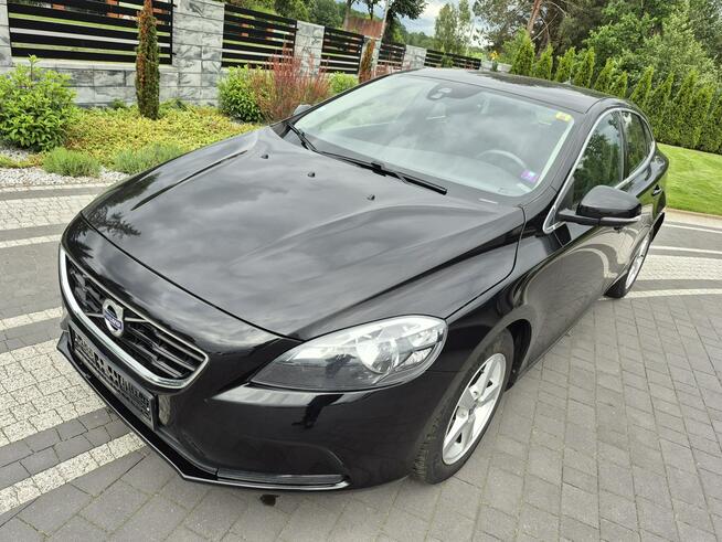 Volvo V40 2.0d 120km kamera navi chromy