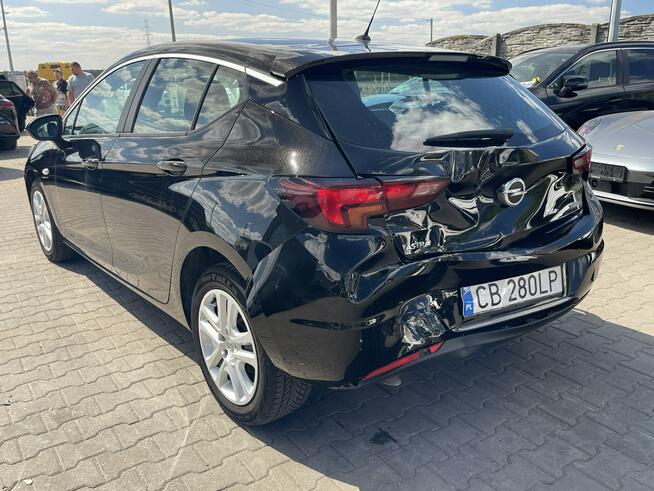 Opel Astra Salon PL Automat Podgrzewanie Klimatronik Czujniki park.
