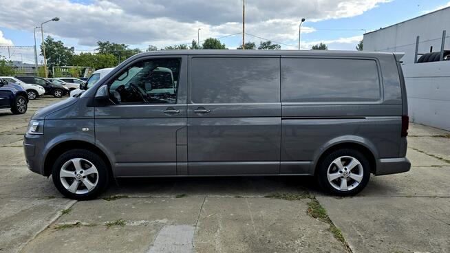Volkswagen Transporter drzwi suwane z lewej i z prawej strony z dociągami, lampy ksenonowe, n