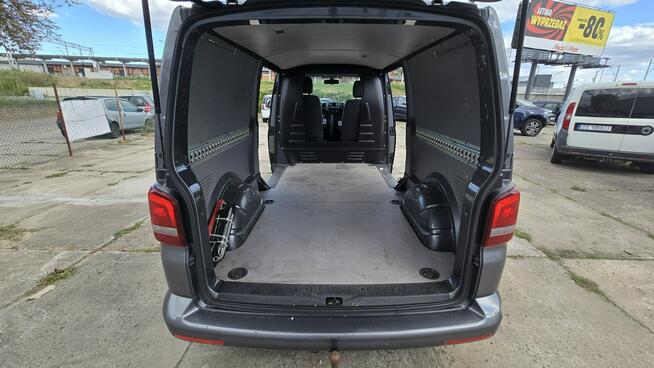 Volkswagen Transporter drzwi suwane z lewej i z prawej strony z dociągami, lampy ksenonowe, n