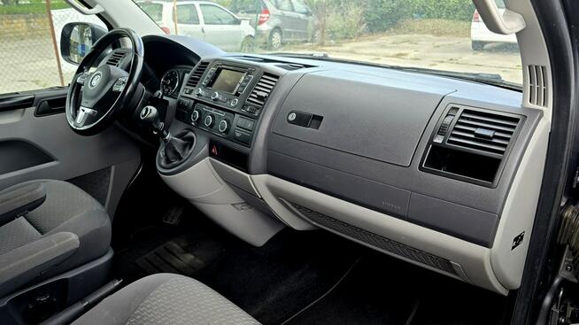 Volkswagen Transporter drzwi suwane z lewej i z prawej strony z dociągami, lampy ksenonowe, n
