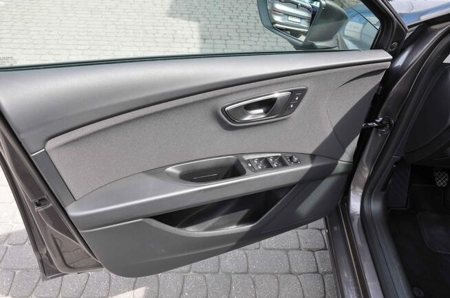 Seat Leon Sportstourer 1.6TDI 105KM 5-G SalonPL Serwis LEDy Czujniki Park. Super Stan