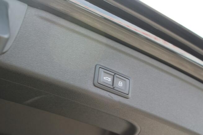 Audi A4 S-Tronic QUATTRO 78780 PLN Salon Polska